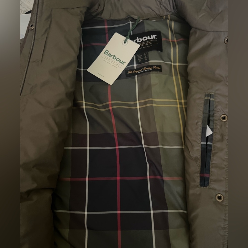 Barbour Quilted Jacket New - Picture 3 of 9